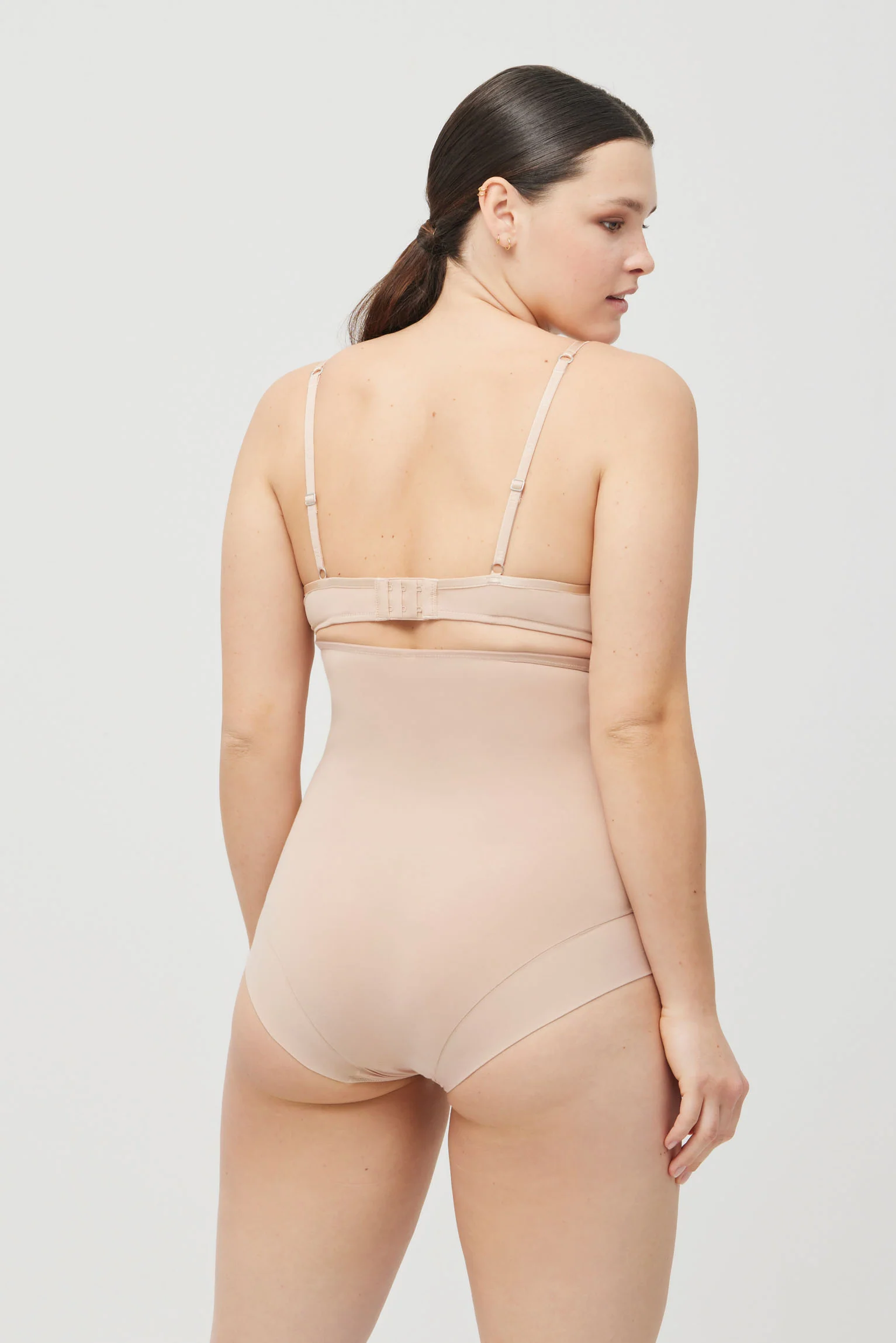 Culotte haute réductrice de compression nude moyenne - Image 3
