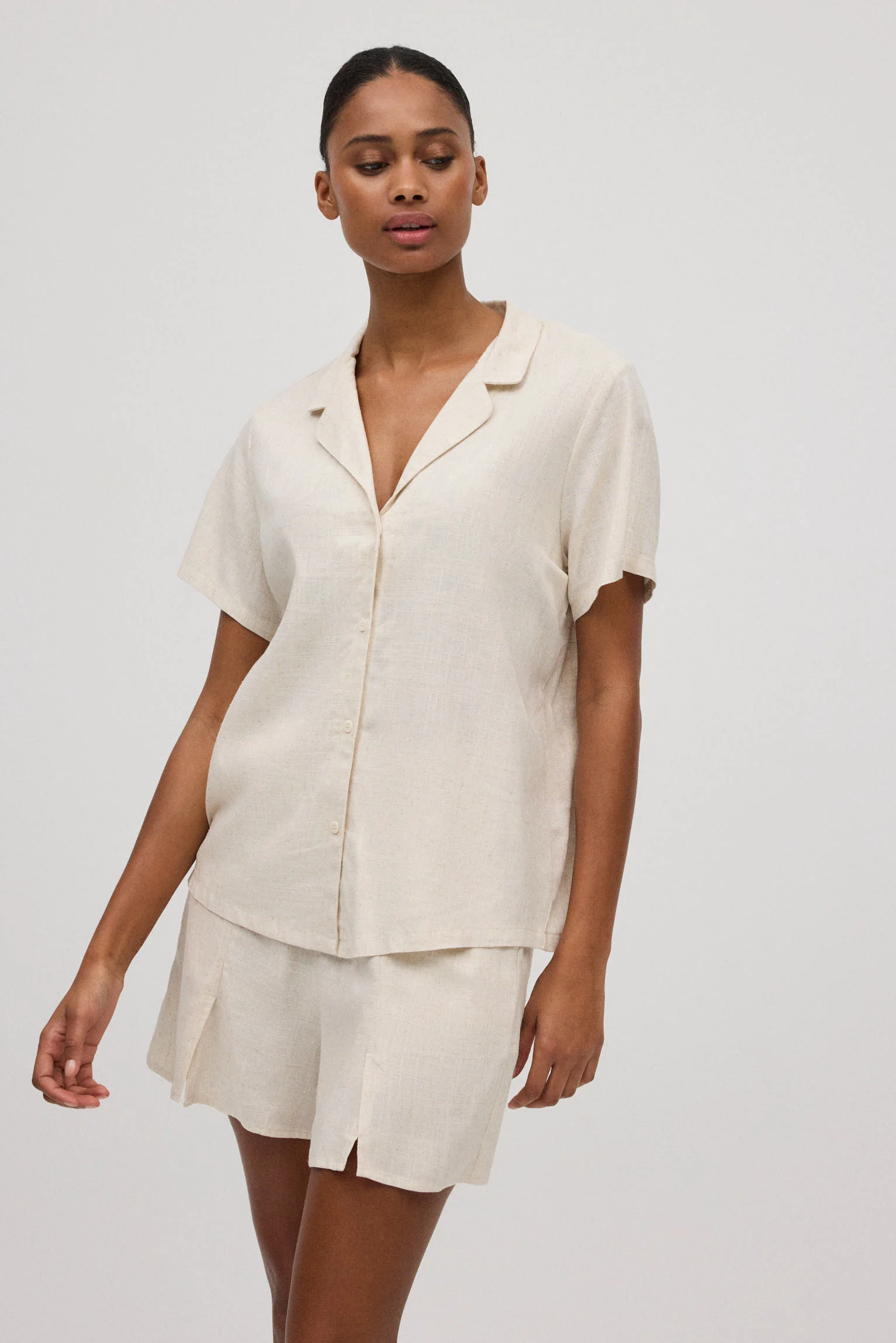 Chemise en lin à manches courtes - Image 6