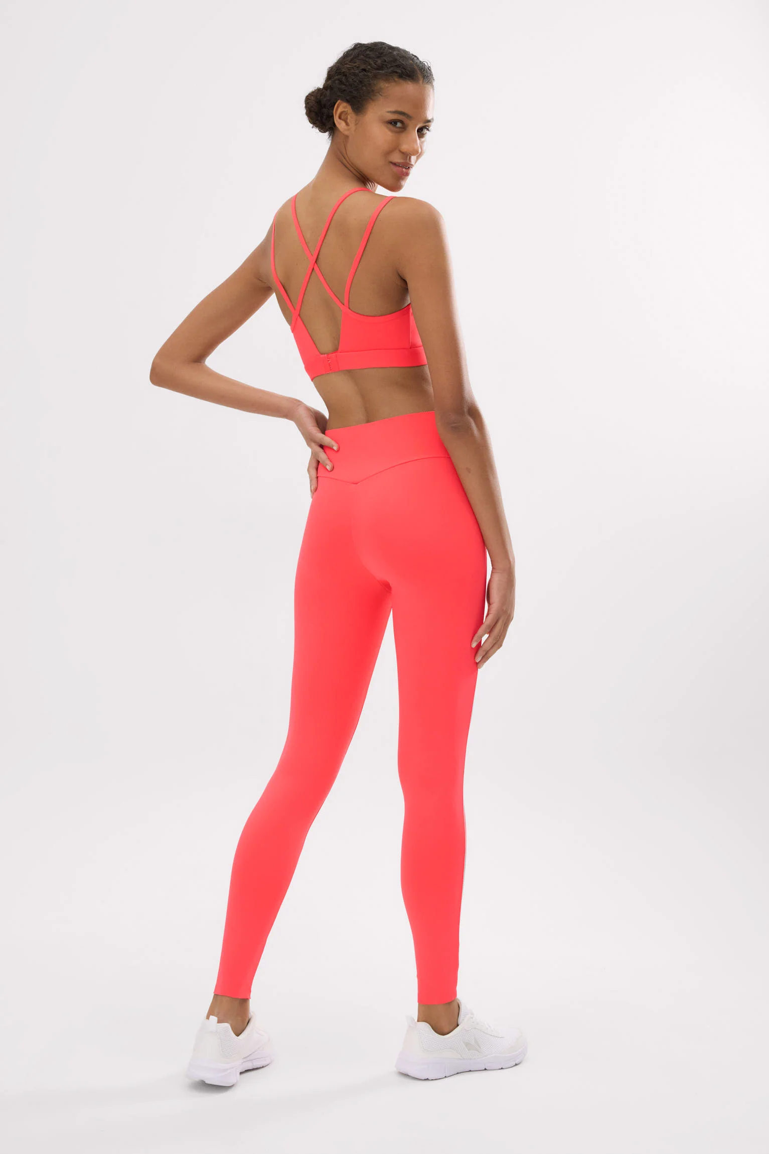 Leggings de sport longs push-up compressifs corail - Image 2