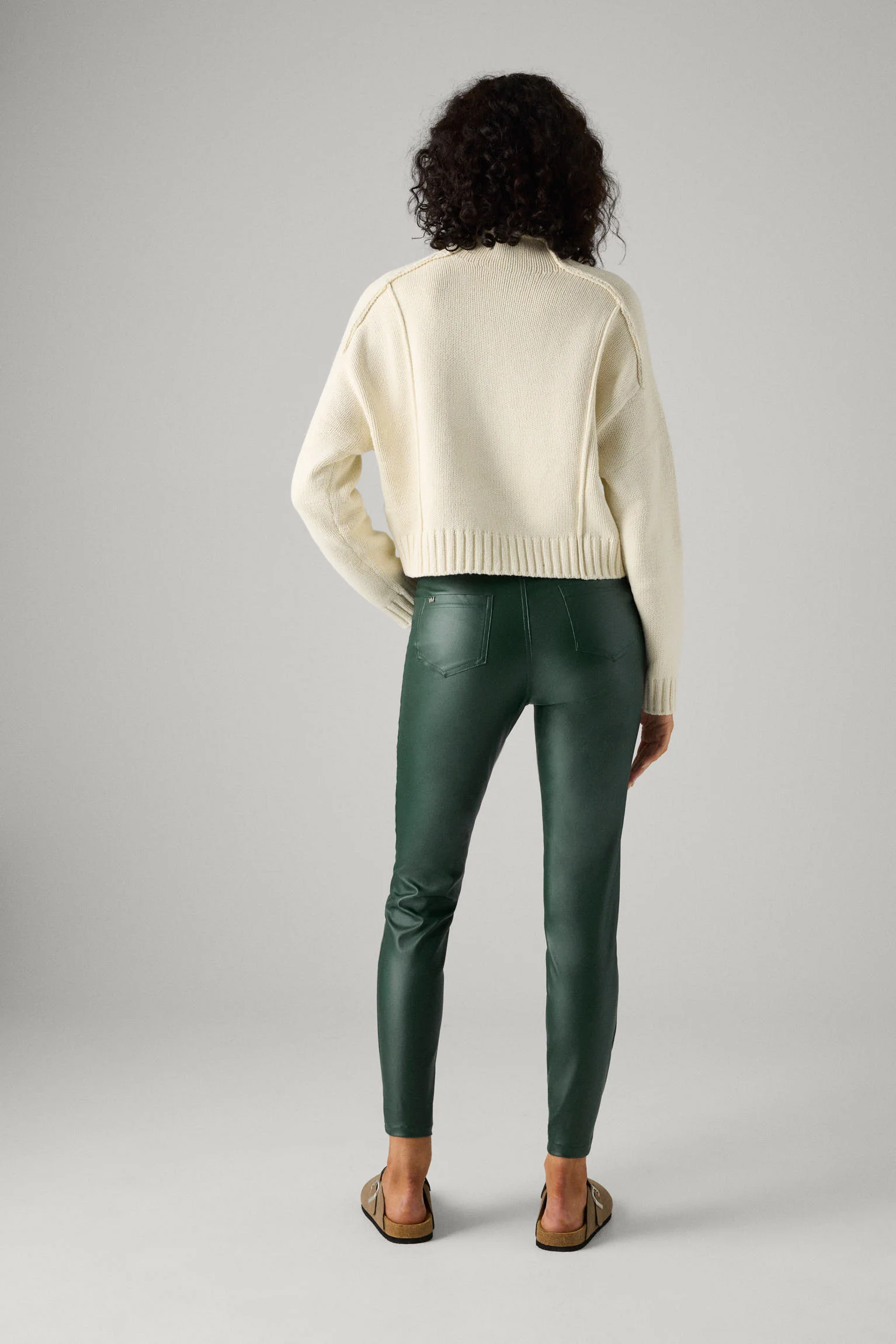 Jean en tissu caoutchouté vert bouteille - Image 4