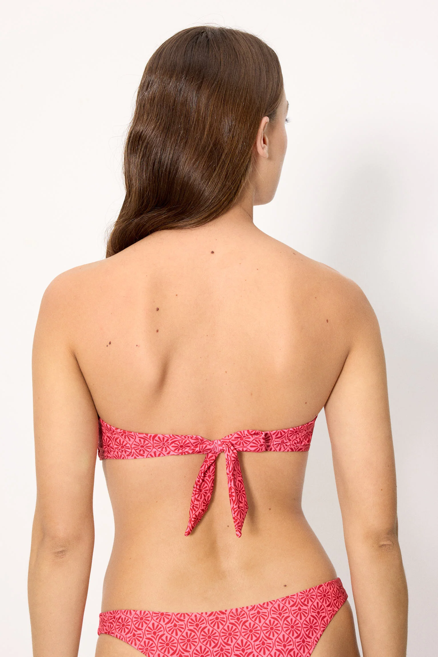 Haut de bikini bandeau push-up à fleurs roses et rouges, bonnet B - Image 5