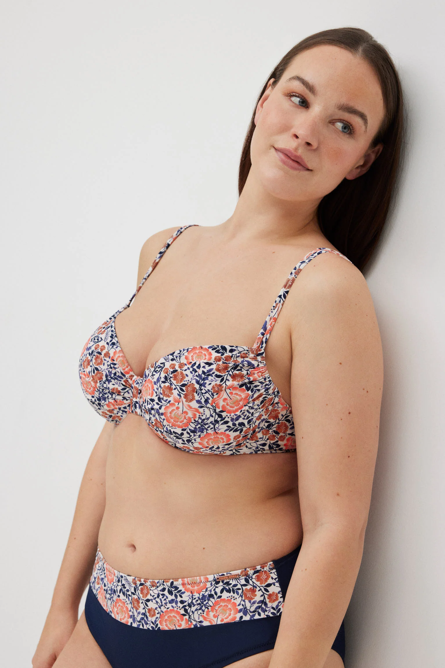Haut de maillot de bain amincissant imprimé fleuri pour bonnets C et E - Image 3