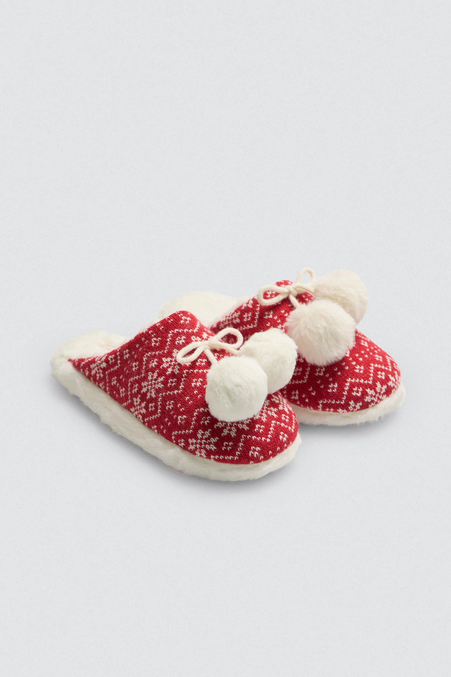 Pack de Noël couverture et chaussons en fourrure - Image 8
